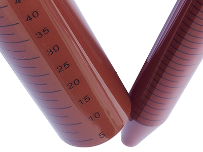 管體表面黑色刻度清晰，準(zhǔn)確度±2%