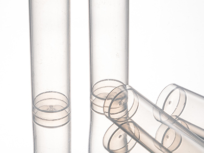 管體透明，無刻度，可視度好，可立底